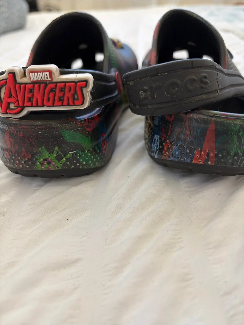 CROCS C 13 Avenger Multi-Color Marvel Clog Sandals. 8 Jibbitts and Logo Brand.
